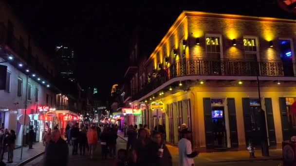 Estabelecendo Tiro Bourbon Street Nova Orleães Noite — Vídeo de Stock