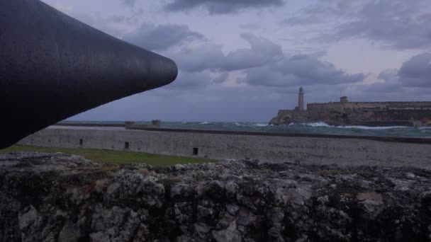 Κάστρο Morro Και Φρούριο Στην Αβάνα Κούβα Κανόνι — Αρχείο Βίντεο