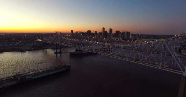 Beautiful Night Aerial Shot Crescent City Bridge Mississippi River Revealing — Stock Video