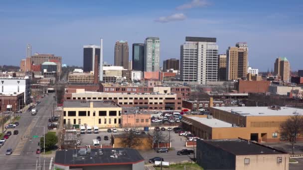 Birmingham Alabama Şehir Merkezinin Ufuk Çizgisini Çekiyoruz — Stok video
