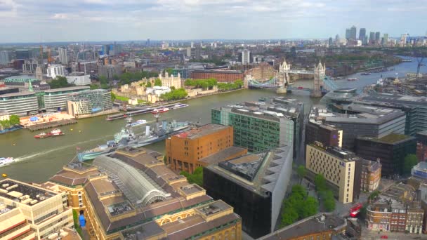 High Aerial Wide Establishing Shot London River Thames Foreground Financial — Stock Video