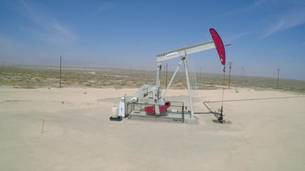 Good Aerial Shot Oil Pumping Derrick Bakersfield California — Stock Video