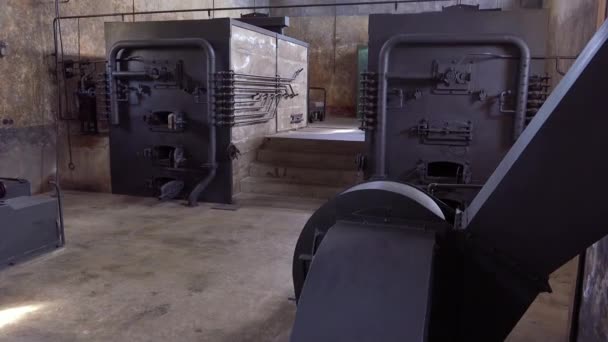 Interieur Van Het Crematorium Ovens Het Concentratiekamp Terezin Nazi Tsjechië — Stockvideo