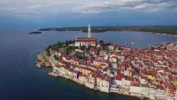 Όμορφη Εναέρια Λήψη Της Πόλης Rovinj Στην Κροατία — Αρχείο Βίντεο