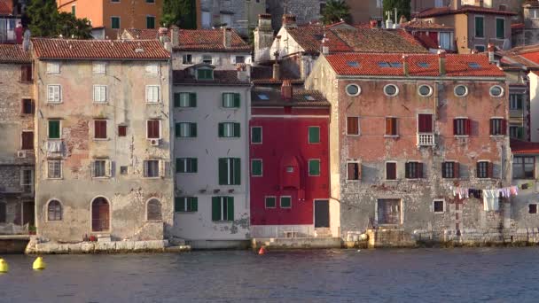 クロアチアのロヴィニの町の美しいショット — ストック動画