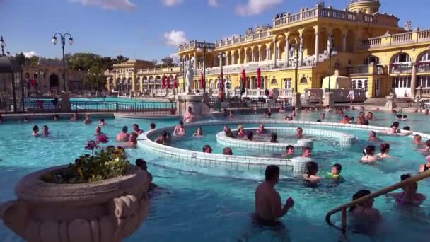 Establishing Shot Beautiful Old Bath Spa Budapest Hungary — Stock Video