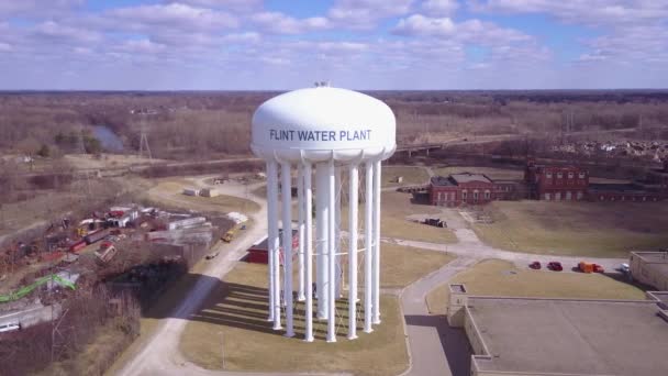 Lotnictwo Nad Zbiornikami Wodnymi Flint Michigan Podczas Niesławnego Kryzysu Wodnego — Wideo stockowe