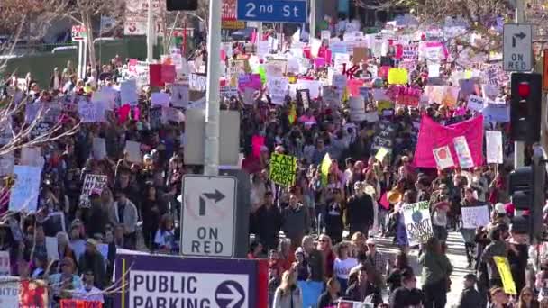 Centenas Milhares Marcham Para Protestar Contra Presidência Donald Trump Los — Vídeo de Stock