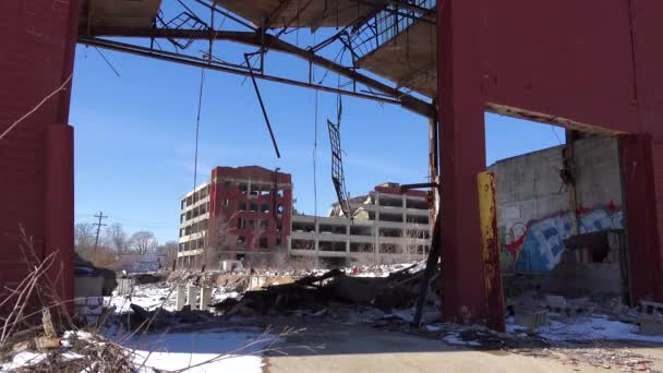 Old Rundown Dan Menghancurkan Pabrik Dekat Detroit Michigan — Stok Video