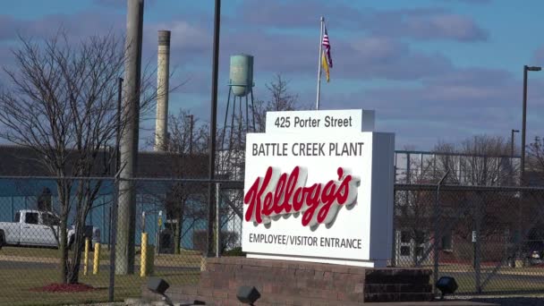 Založení Záběru Kelloggova Firemního Sídla Battle Creeku Michiganu — Stock video