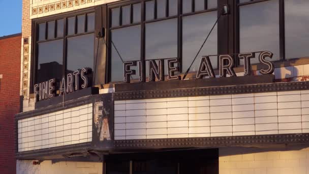 Empty Movie Theater Marquis Closed Fine Arts Theater Detroit — Stock Video