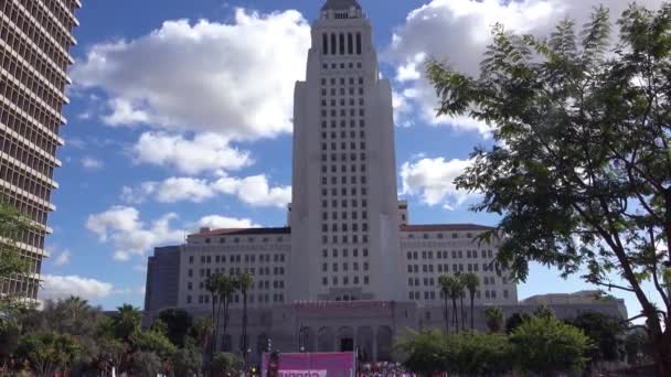 Los Angeles Şehir Merkezinde Donald Trump Başkanlığına Karşı Büyük Bir — Stok video