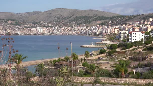 Creación Disparo Contra Ciudad Sarande Costa Albania — Vídeos de Stock