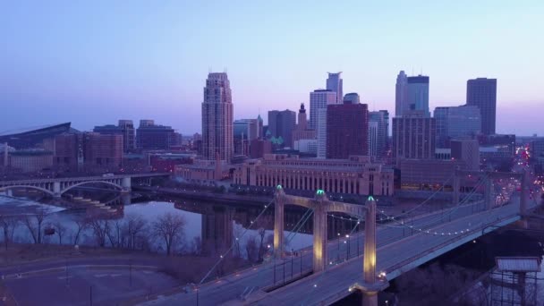 Een Hoge Hoek Antenne Van Het Centrum Van Minneapolis Minnesota — Stockvideo