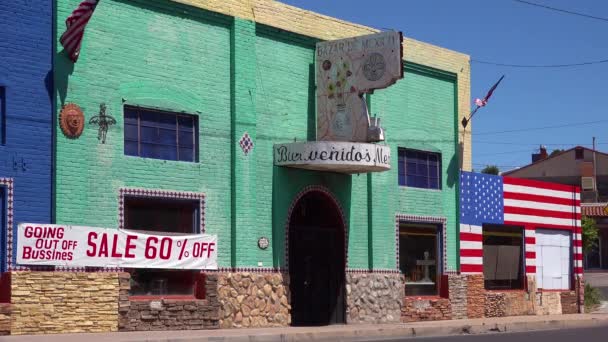 Een Kleurrijke Winkel Aan Amerikaanse Mexicaanse Grens Sluit Tijdens Trump — Stockvideo
