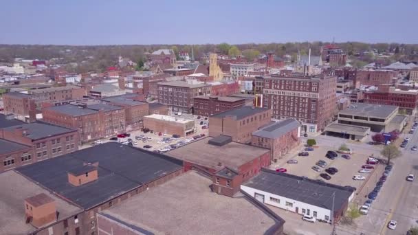 Rising Air Shot Small Town America Burlington Iowa Downtown — Stock video