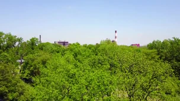 俄克拉荷马州一座燃煤发电厂上空的空中射弹 — 图库视频影像