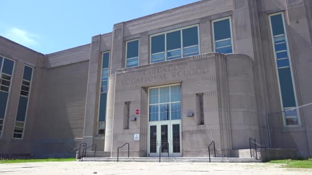 Exterior Estableciendo Tiro Una Escuela Vocacional Lado Sur Chicago — Vídeos de Stock