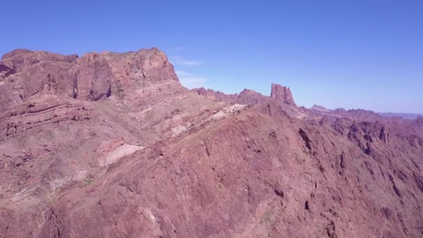 Antenn Över Karga Och Höga Topparna Sonoranöknen Arizona — Stockvideo