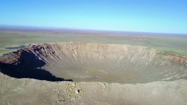 Neuvěřitelný Vysokoúhlý Anténa Kráteru Meteor Arizoně — Stock video