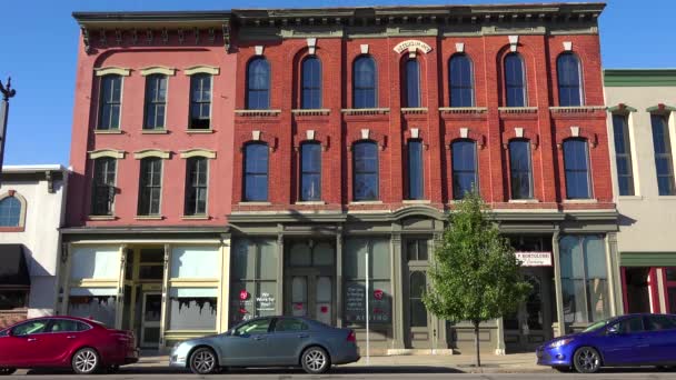 Historic Old Facades Line Main Street Business Small Town America — Vídeos de Stock