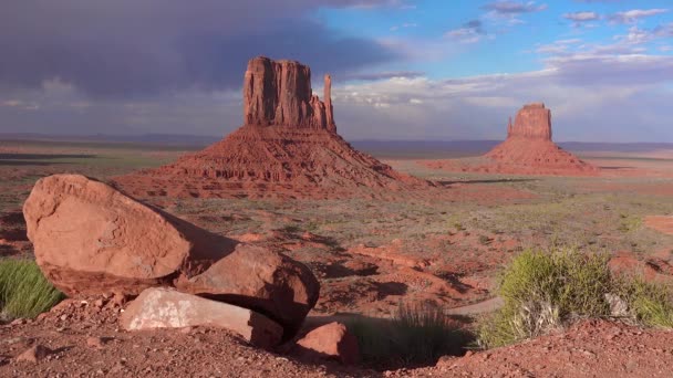 建立纪念碑谷纳瓦霍部落公园拍摄 犹他州 — 图库视频影像