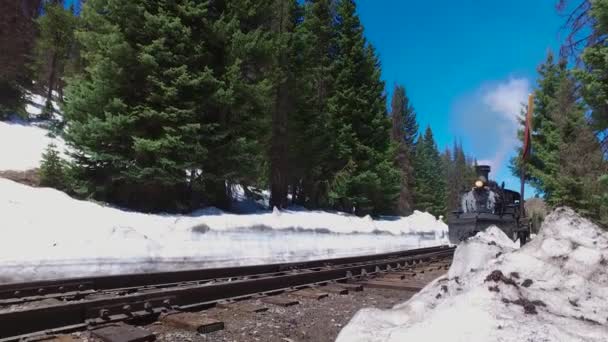 Низкий Угол Подъема Вверх Парового Поезда Cumbres Toltec Движущегося Через — стоковое видео