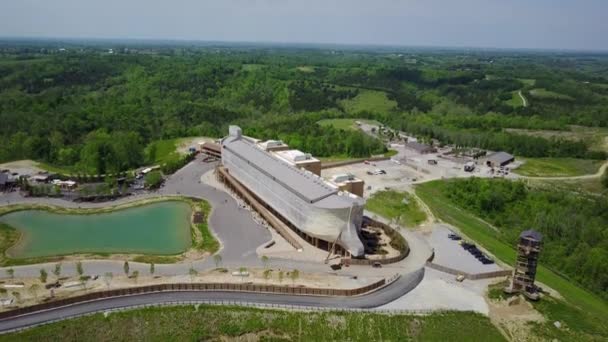 Kentucky Deki Ark Encounter Tema Parkında Nuh Gemisi Nin Bir — Stok video
