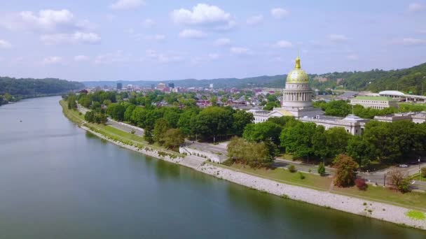 Aerial Capital Building Charleston West Virginia City Background — Stock Video