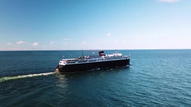 Aérien Sur Ferry Badger Voyageant Sur Lac Michigan — Video