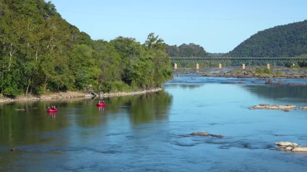 River Rafting Confluence Potomac Shenandoah Rivers Harpers Ferry West Virginia — Stock Video