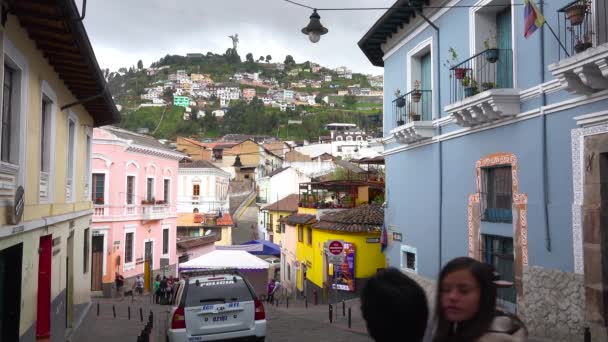 Opname Van Toeristische Wijk Mariscal Quito Ecuador — Stockvideo