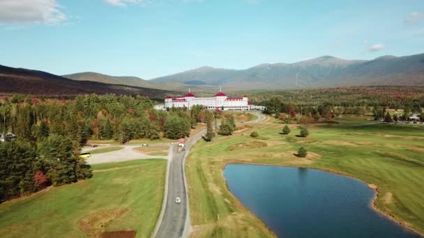 Antenn Över Det Imponerande Lyxhotellet Washington Resort Lodge New Hampshire — Stockvideo