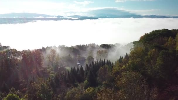 Aereo Sopra Una Campagna Del New Hampshire Nella Nebbia — Video Stock