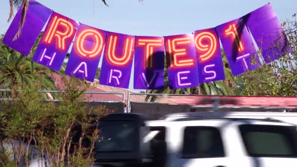 2017 Schilder Für Das Erntemusikfestival Route Schauplatz Des Schlimmsten Massenschießens — Stockvideo