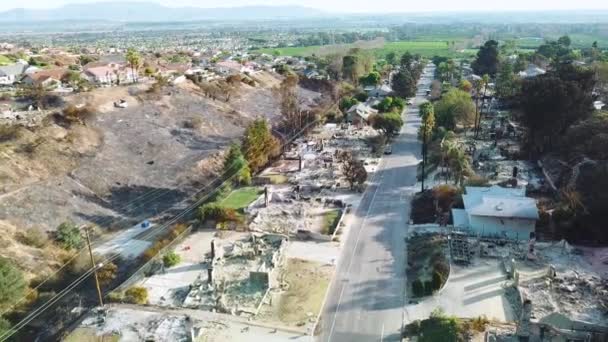 Aeriană Întreaga Stradă Case Dealuri Distruse Incendiu Ventura California Urma — Videoclip de stoc