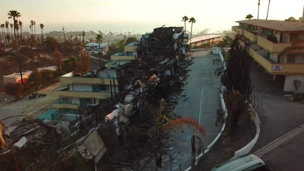 Vzduch Nad Horským Bytovým Domem Zničeným Požárem Ventuře Kalifornii Požáru — Stock video