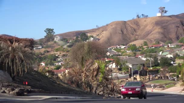 Pan Neighborhood Ventura California Devastated Thomas Fire 2017 — Stock Video