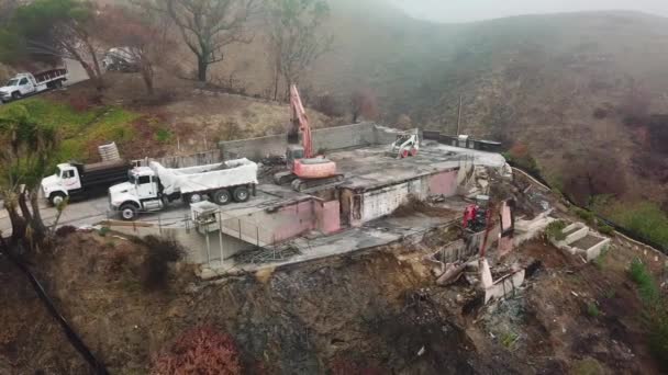 Thomas Fire Yıkımının Ardından Ventura Bir Yamaçta Buldozerle Öldürülen Bir — Stok video