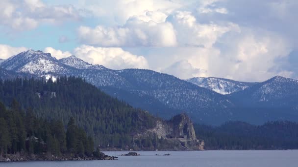 Beautiful Time Lapse Thunderstorm Cloud Formations Rising South Shore Lake — Stock Video