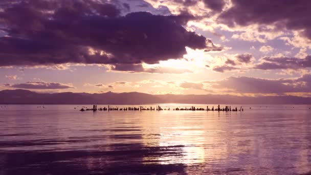 Piękny Zachód Słońca Opuszczonym Pomostem Glenbrook Lake Tahoe Nevada — Wideo stockowe