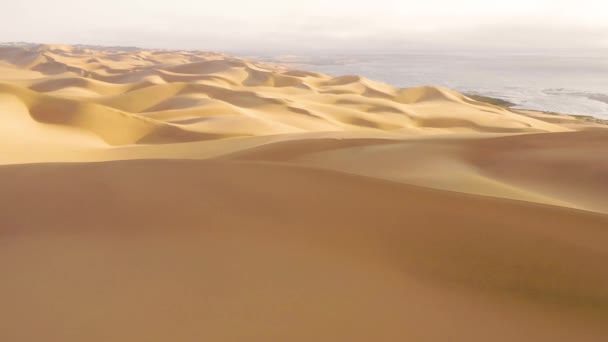Tiro Aéreo Surpreendente Sobre Vastas Dunas Areia Deserto Namib Longo — Vídeo de Stock