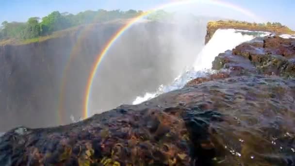 Duivelsbad Victoria Falls Zambia Dicht Bij Rand Van Watervallen — Stockvideo