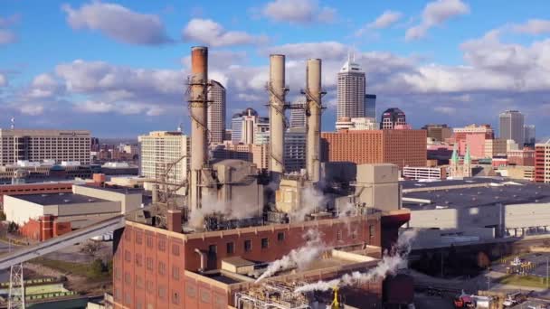 Nice Drone Aerial Downtown Indianapolis Indiana Industrial Factory Foreground — Stock Video