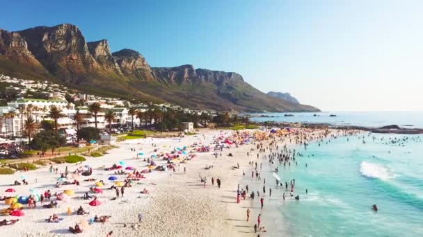 Spectacular Aerial Crowded Busy Holiday Beach Camps Bay Cape Town — Stock Video