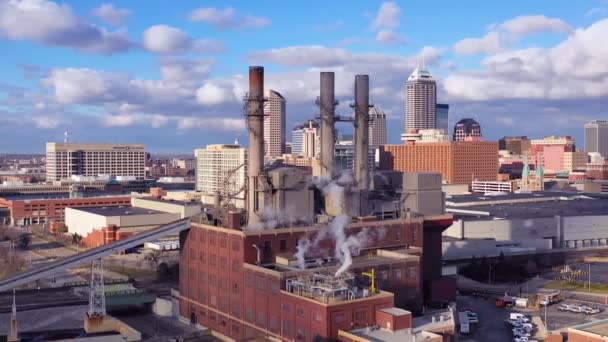 Nice Drone Aerial Downtown Indianapolis Indiana Industrial Factory Foreground — Stock Video