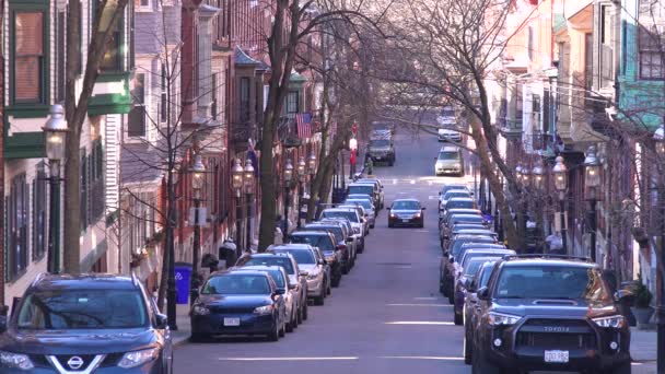Aufnahme Von Wohnungen Verkehr Und Straßen Auf Dem Bunker Hill — Stockvideo