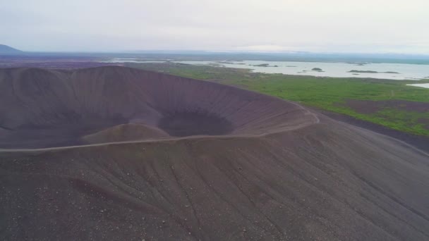 Majestátní Anténa Nad Sopečným Kuželem Hverfjall Myvatnu Islandu — Stock video