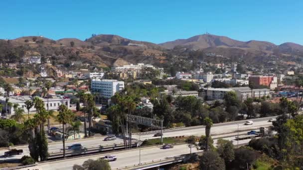 Una Antena Aviones Tripulados Del Sur California Pueblo Playa Ventura — Vídeo de stock