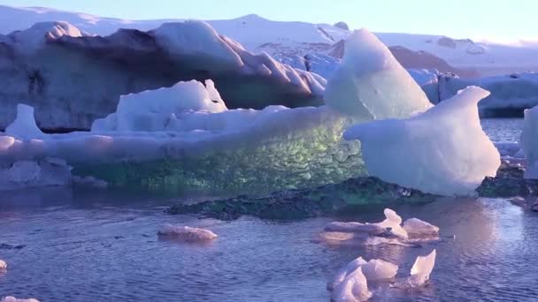 Eis Schwimmt Der Gefrorenen Arktis Jokulsarlon Gletscherlagune Island Auf Die — Stockvideo